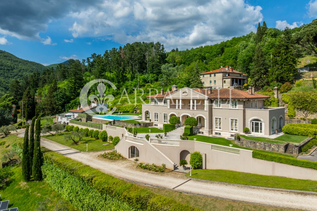 Villa in Ponte di Mezzo, Florence, Italy 2 - 13702711
