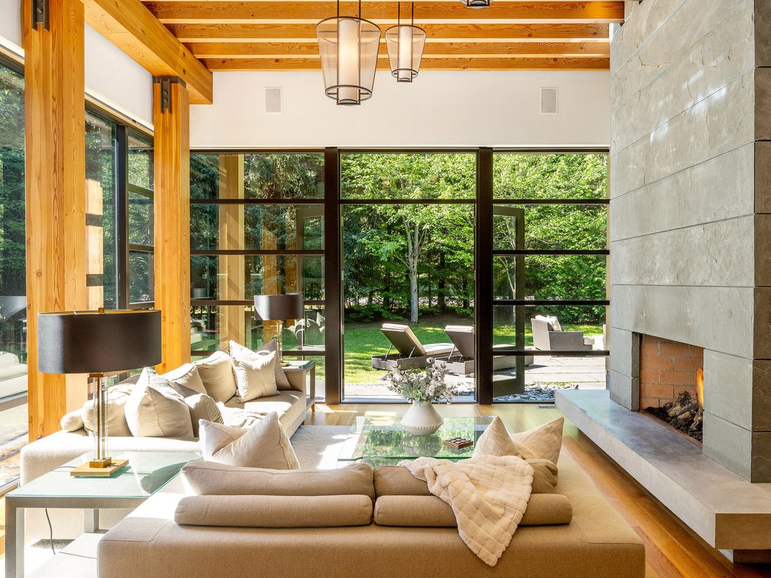 House in Whistler, British Columbia, Canada 2 - 17111532