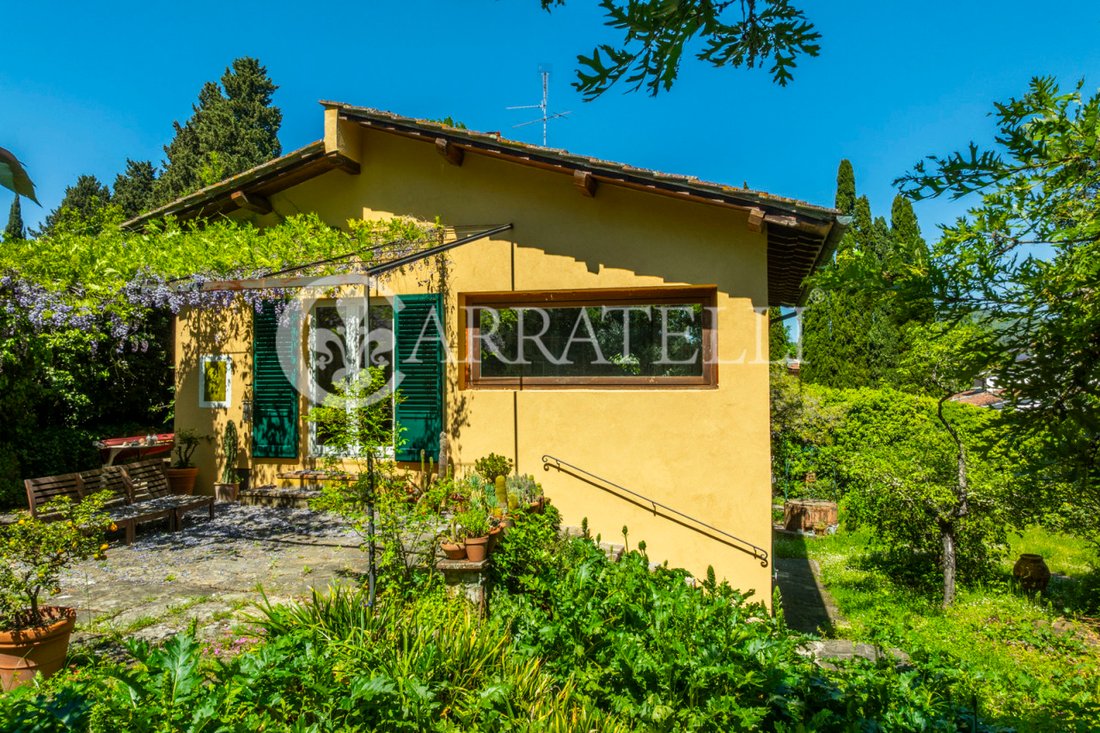 Villa in Fiesole, Tuscany, Italy 3 - 15134597