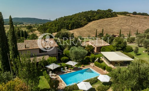 Country House in Manciano, Tuscany, Italy 1