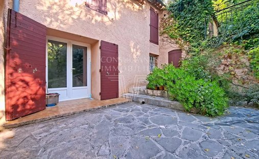 House in Beaurecueil, Provence-Alpes-Côte d'Azur, France 1