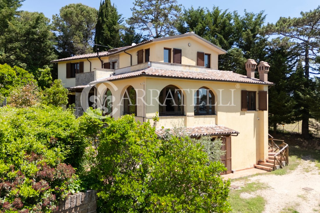 Villa in Passignano sul Trasimeno, Umbria, Italy 2 - 15968990