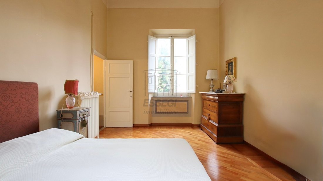 Apartment in Historic Center, Lucca, Tuscany 4 - 16489236