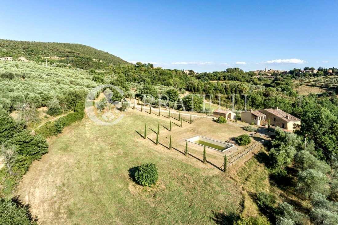 Country House in Trequanda, Tuscany, Italy 1 - 994788