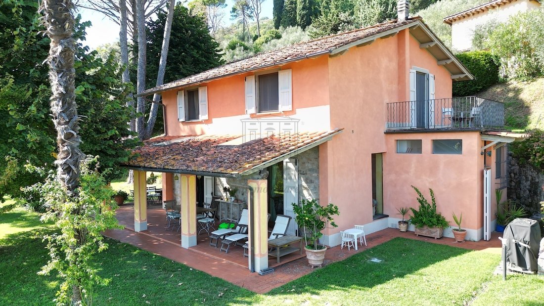Country House in Pieve di Brancoli, Lucca, Tuscany 4 - 16173936