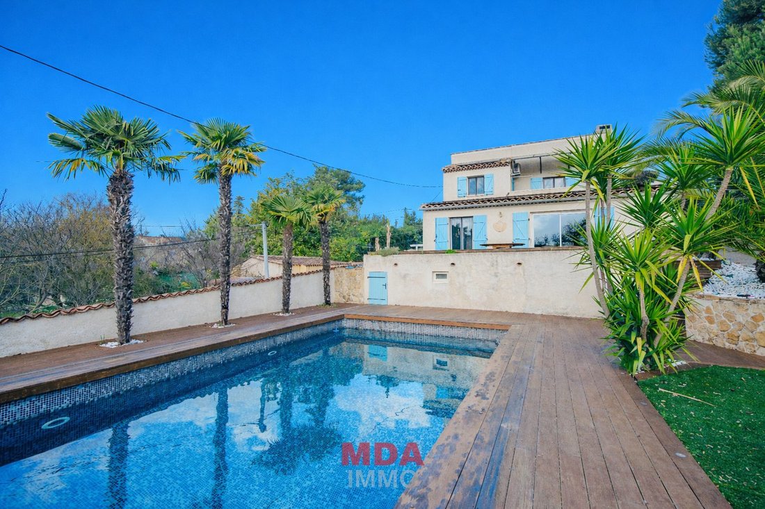 Villa in Pin Vert, Aubagne, France 4 - 17112885