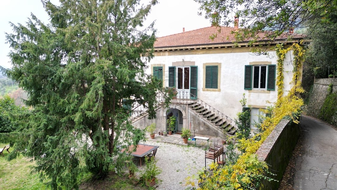 Villa in Area Monte San Quirico - Sant'Alessio, Lucca, Tuscany 3 - 16803363