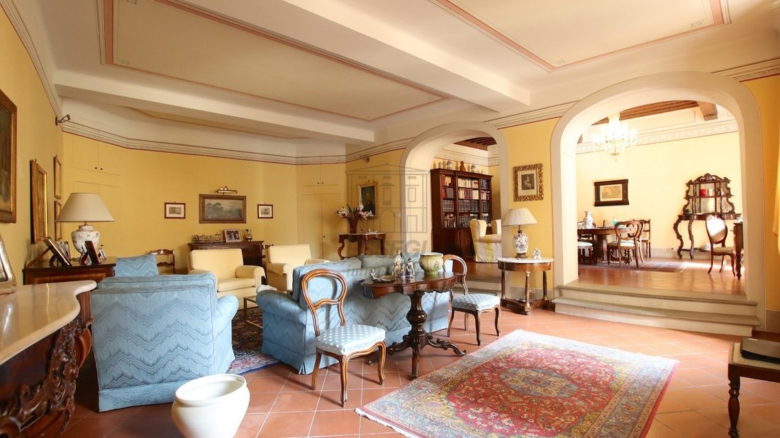 Apartment in Historic Center, Lucca, Tuscany 4 - 16117972