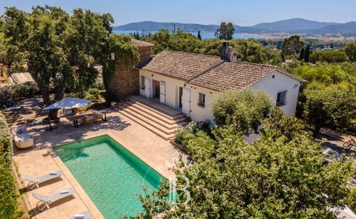 Casa en Grimaud, Provenza-Alpes-Costa Azul, Francia 1