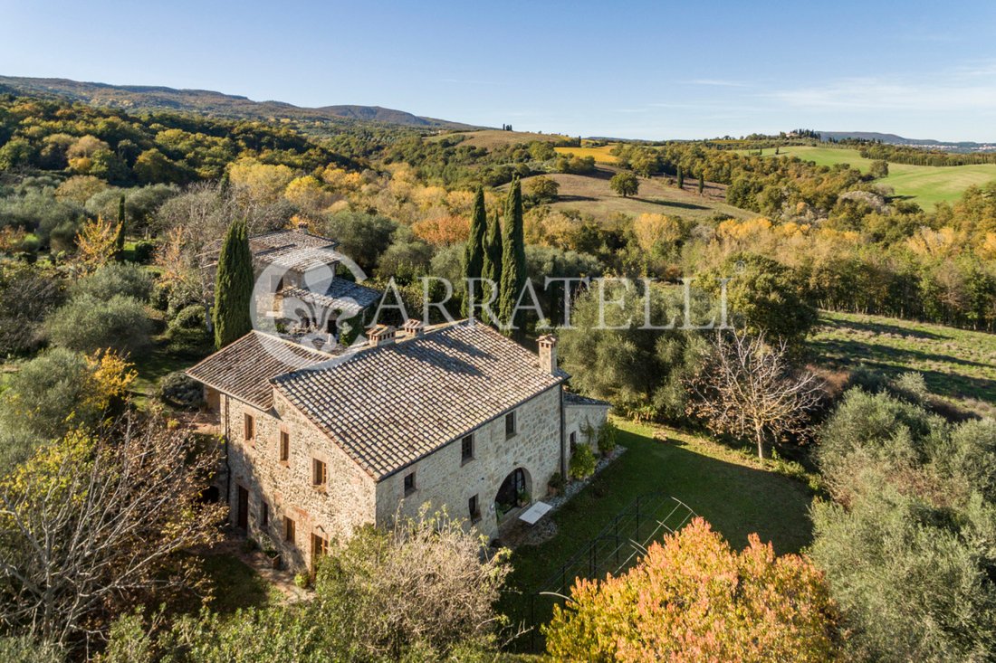 Country House in Sarteano, Tuscany, Italy 1 - 13540462