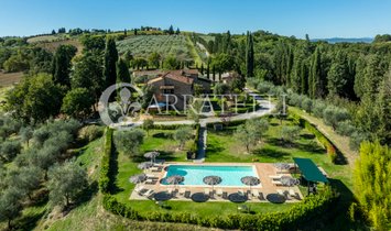 Maisons de campagne à Asciano, Toscane, Italie 1