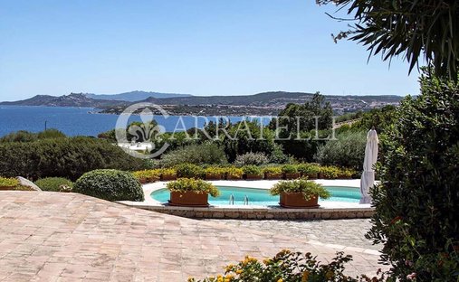 Villa à Palau, Sardaigne, Italie 1