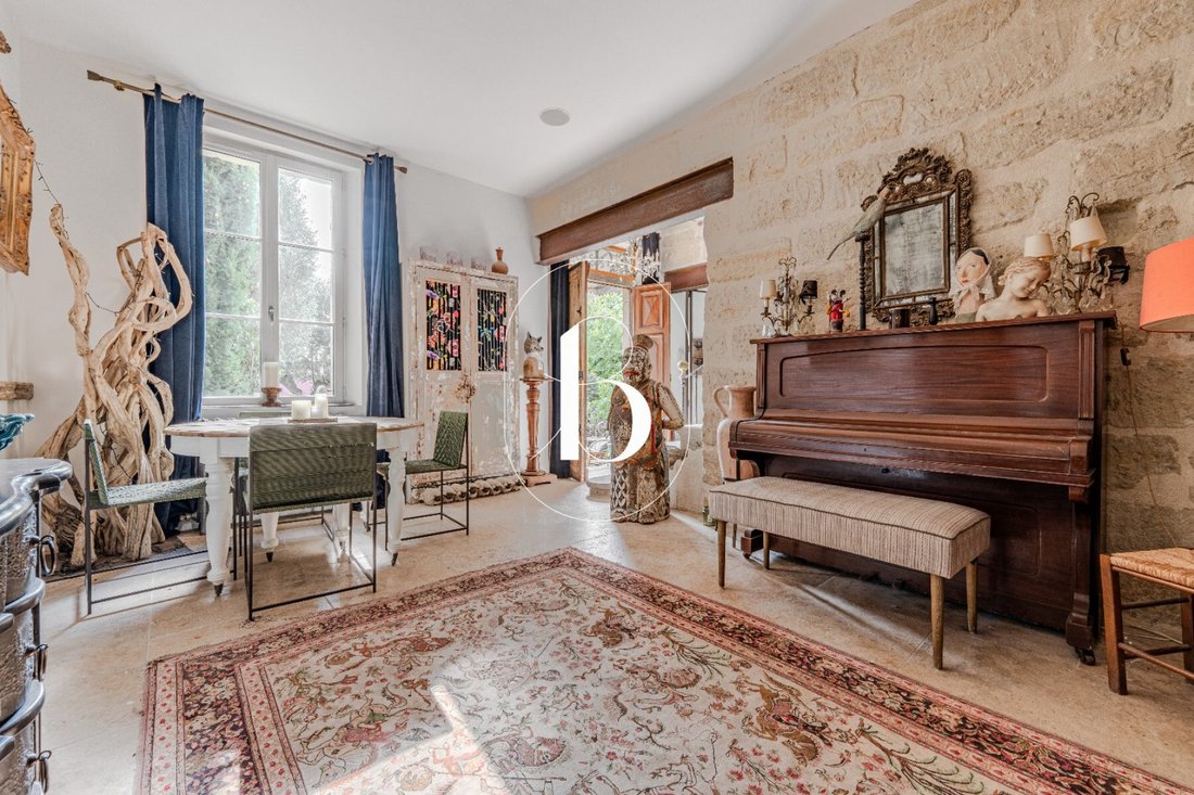Maison de ville à Uzès, Occitanie, France 3 - 17099780