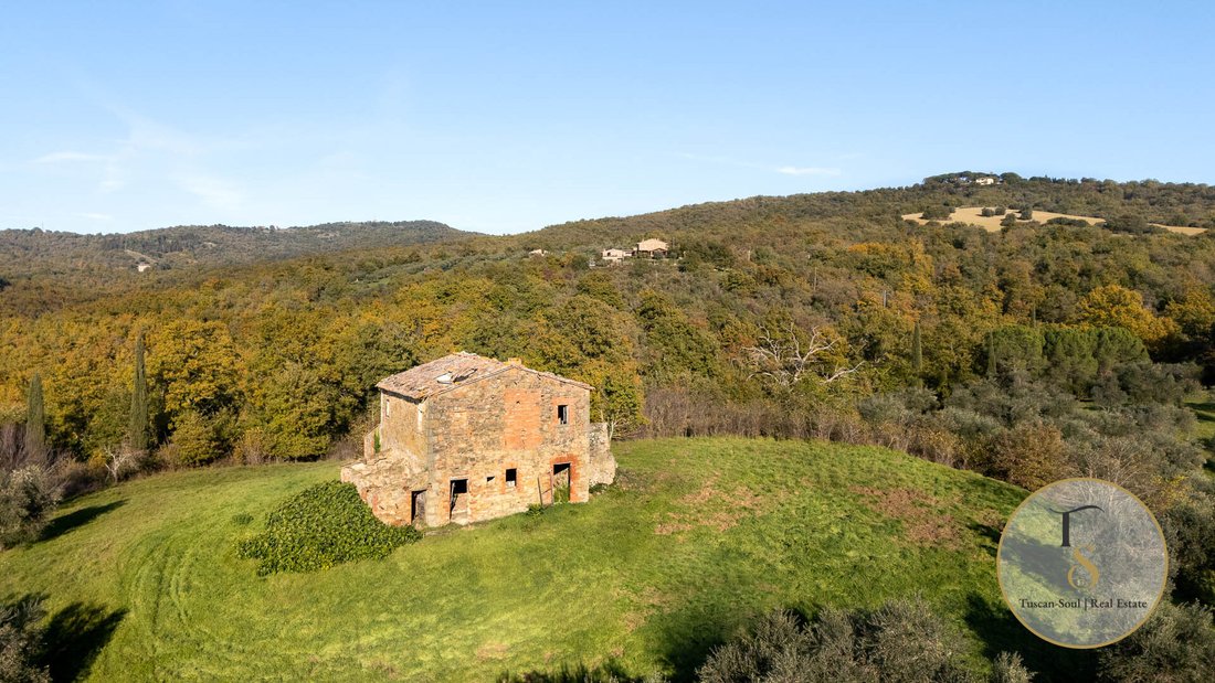 Country House in Città della Pieve, Umbria, Italy 2 - 16740809