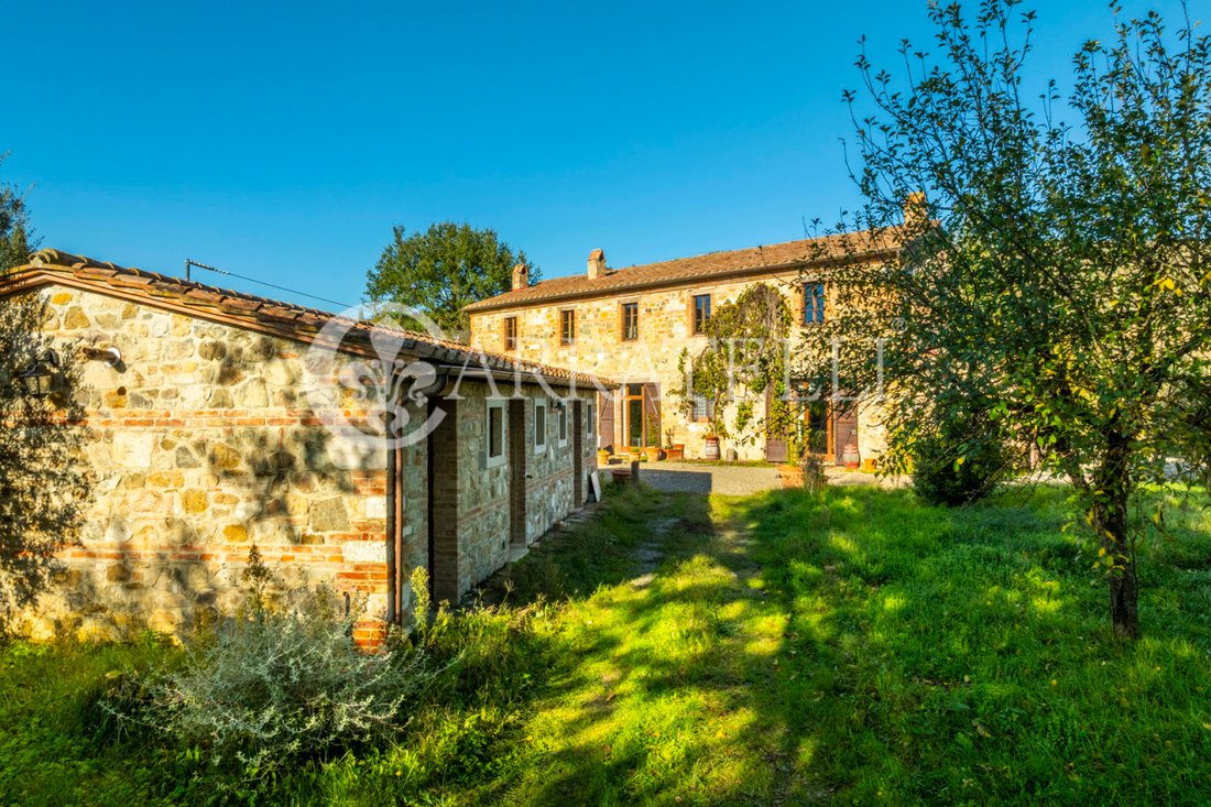 Country House in San Quirico d'Orcia, Tuscany, Italy 5 - 14889391