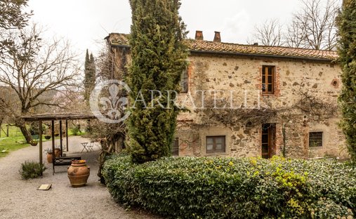 Maisons de campagne à Castelnuovo Berardenga, Toscane, Italie 1