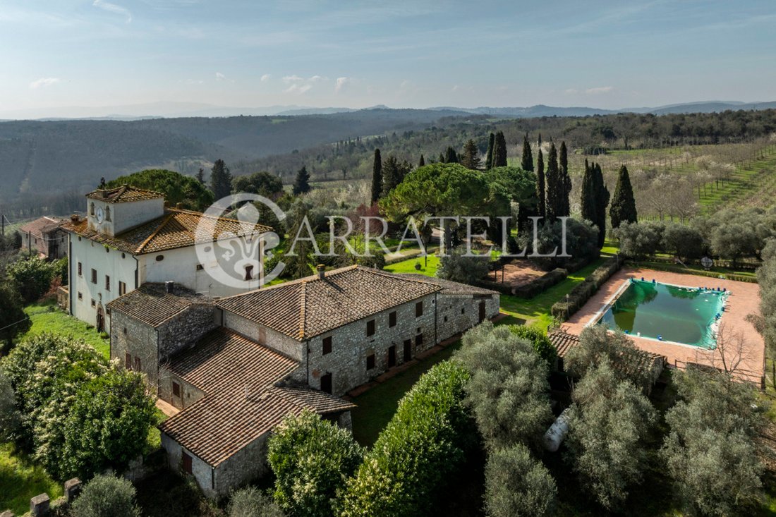 Country House in Colle di Val d'Elsa, Tuscany, Italy 2 - 14115151