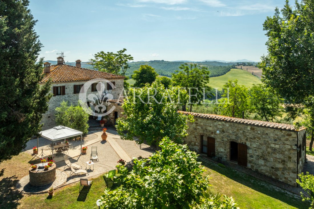 Country House in Montalcino, Tuscany, Italy 3 - 14557469