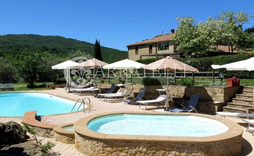 Country House in Pomarance, Tuscany, Italy 1
