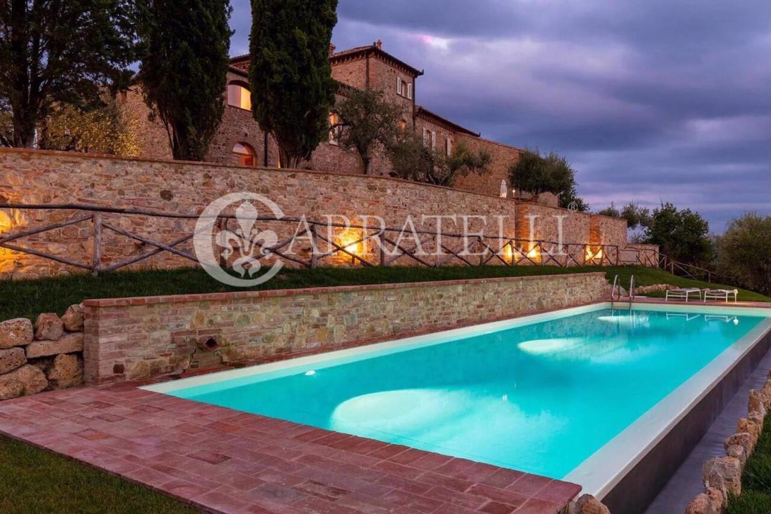 Apartment in San Gimignano, Tuscany, Italy 4 - 15930391
