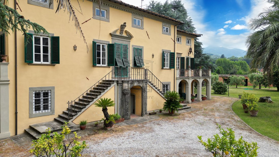Villa in Pieve di Brancoli, Lucca, Tuscany 1 - 15857669