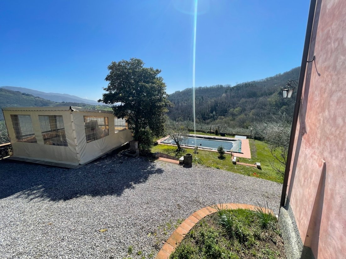 Country House in Pieve di Brancoli, Lucca, Tuscany 2 - 13562080