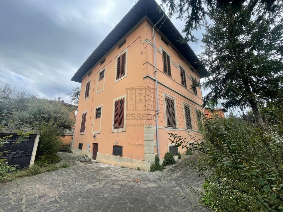 Villa in Sant'Anna, Lucca, Italy 1 - 15526938
