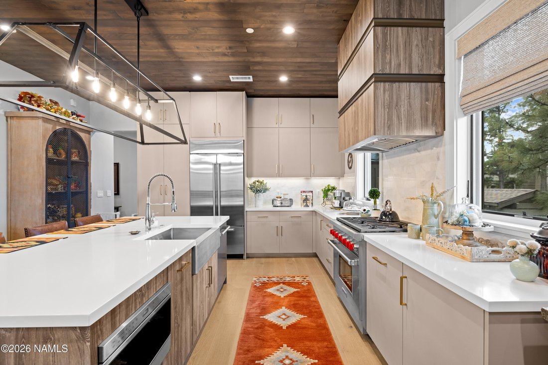 Condo in Flagstaff, Arizona, United States 3 - 17102299