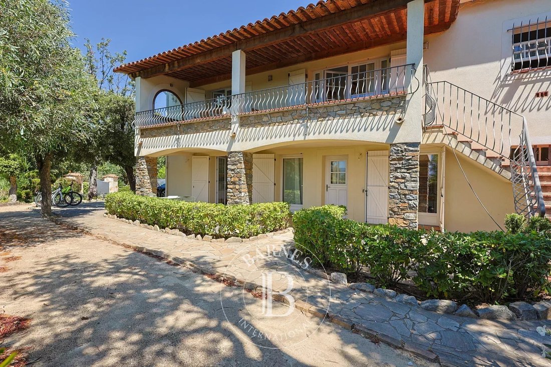 House in Grimaud, Provence-Alpes-Côte d'Azur, France 5 - 17099799