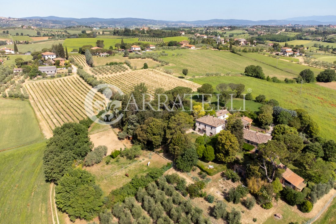 Villa in Foiano della Chiana, Tuscany, Italy 3 - 13843475