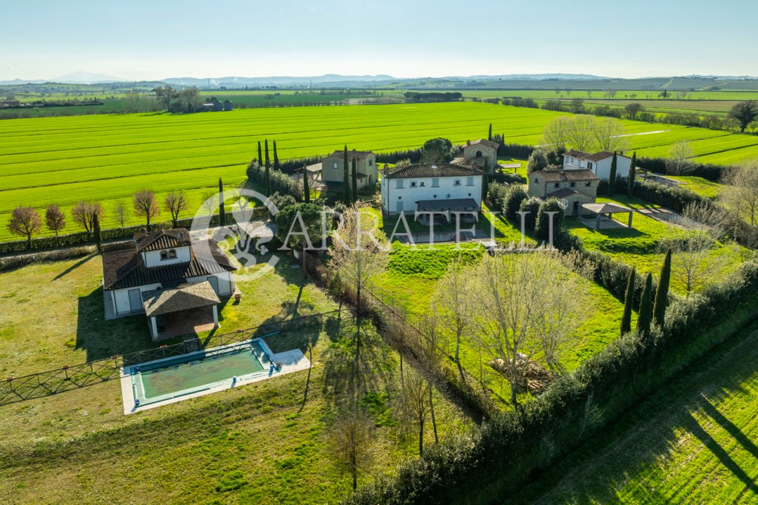 Country House in Fratta-Santa Caterina, Cortona, Tuscany 4 - 15258675
