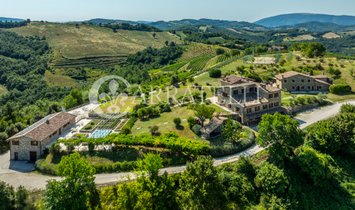Casa de Campo en Valfabbrica, Umbría, Italia 2
