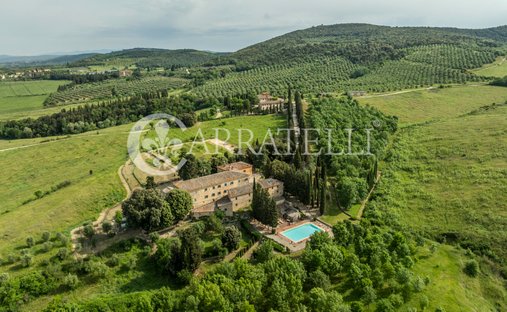 Farm Ranch in Asciano, Tuscany, Italy 1