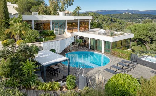 Villa in La Maure-Super Cannes, Vallauris, France 1