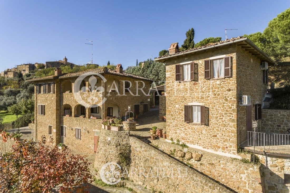 Country House in Trequanda, Tuscany, Italy 2 - 13540528