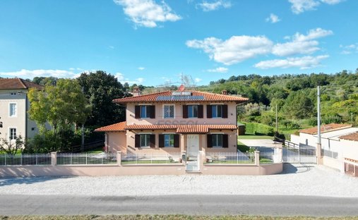 Villa in Compitese, Capannori, Tuscany 1