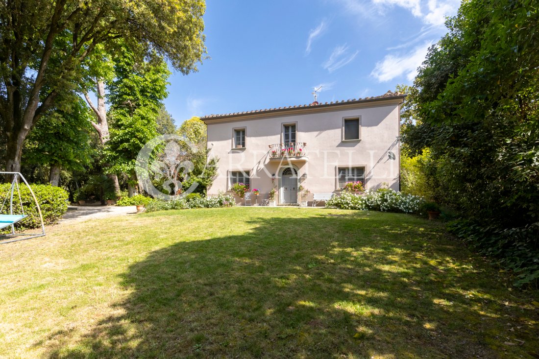 Villa in Foiano della Chiana, Tuscany, Italy 1 - 13843475