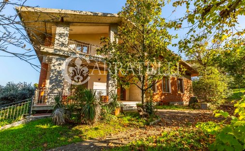 Villa in Montepulciano, Tuscany, Italy 1