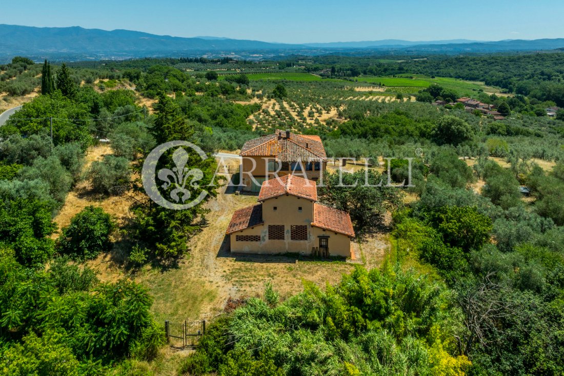 Country House in Battifolle-San Giuliano-Chiani, Arezzo, Tuscany 1 - 16001447