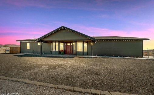 House in Stagecoach, Nevada, United States 1