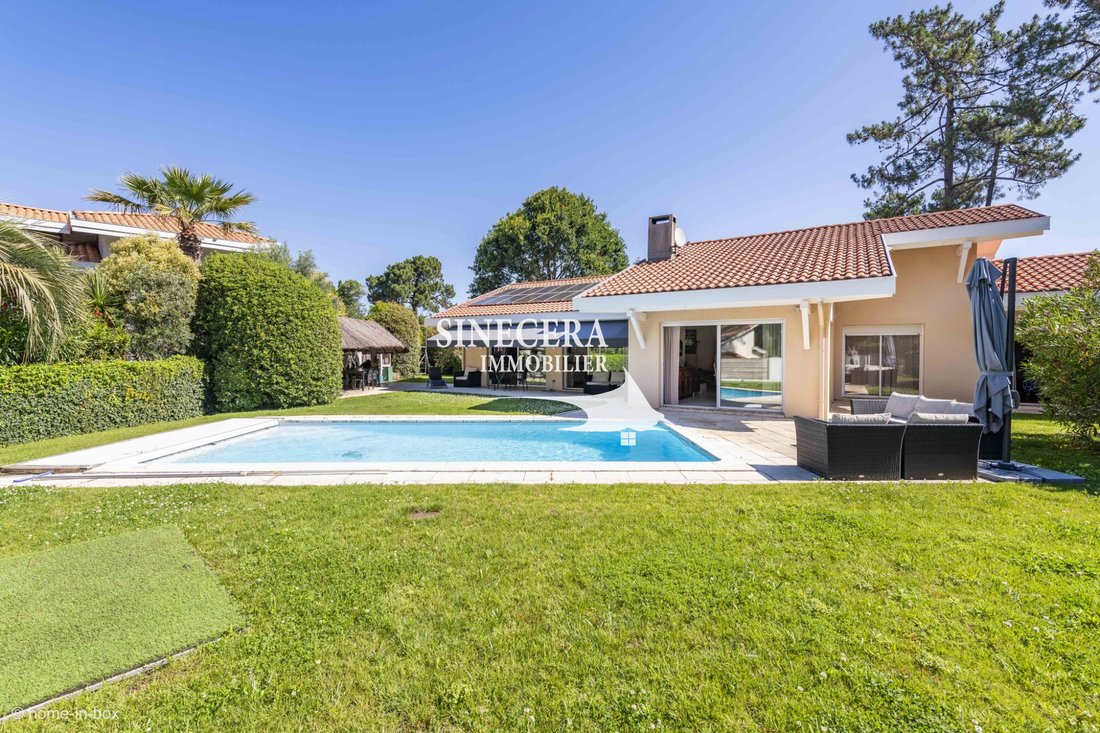 Villa in Le Pyla, La Teste-de-Buch, France 2 - 17113012