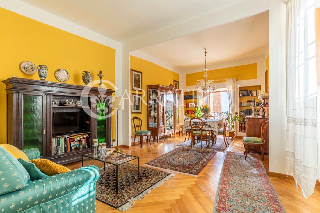 Apartment in Historic Center, Siena, Tuscany 2 - 15160858