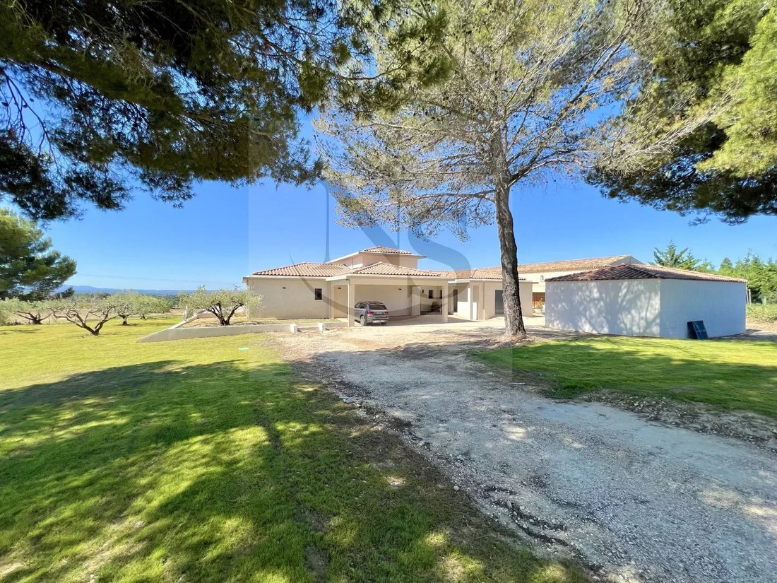 Villa in Granettes-Jauberte-Sainte Anne, Aix-en-Provence, France 4 - 14974901