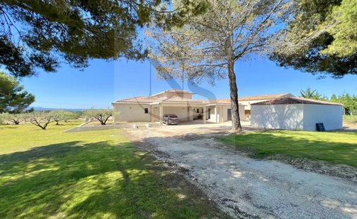 Villa in Granettes-Jauberte-Heilige Anna, Aix-en-Provence, Frankreich 1