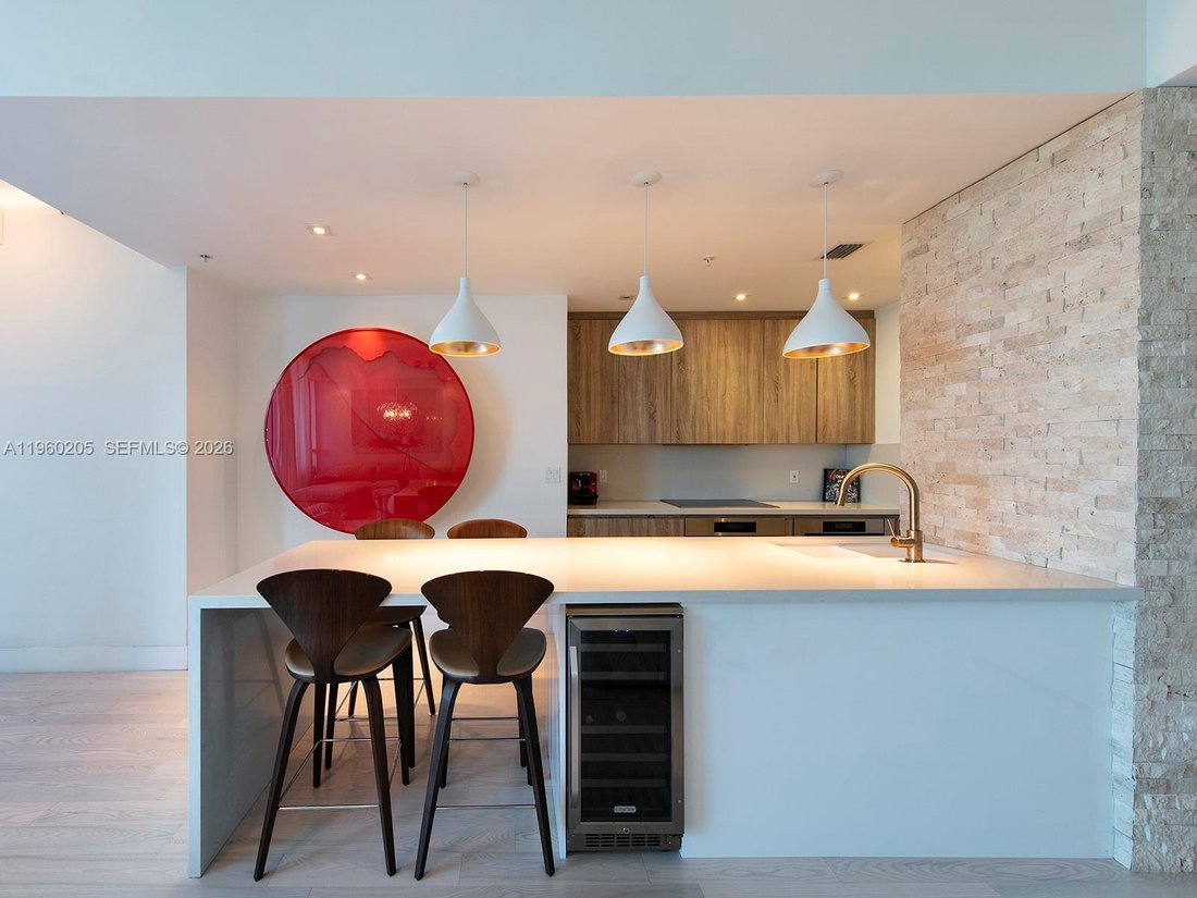 Condo in Miami Beach, Florida, United States 2 - 17099521
