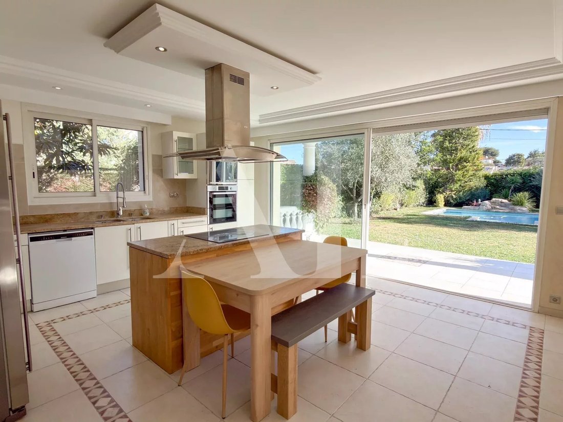 Villa in La Fontonne, Antibes, France 4 - 17099776