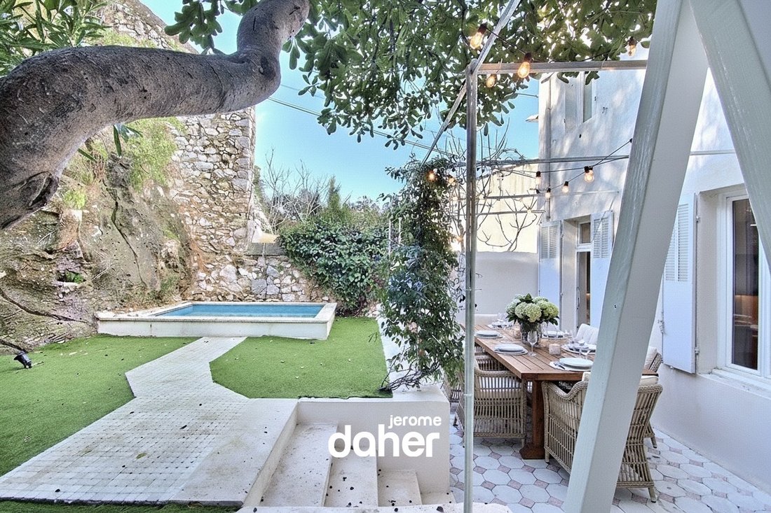 Apartment in Pointe Rouge, 8e Arrondissement, Marseille 2 - 17103870