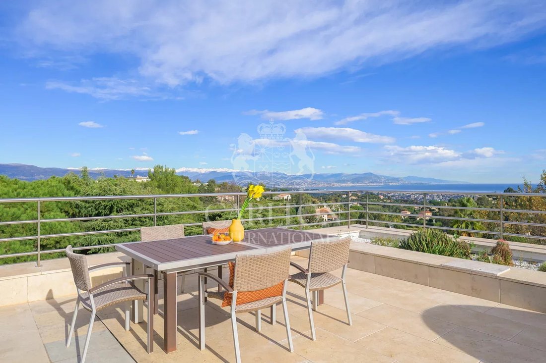 Villa in La Maure-Super Cannes, Vallauris, France 3 - 16648460