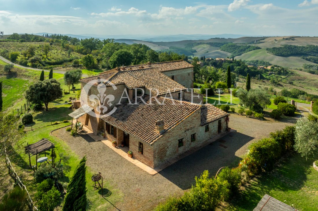 Country House in Montalcino, Tuscany, Italy 4 - 14766363