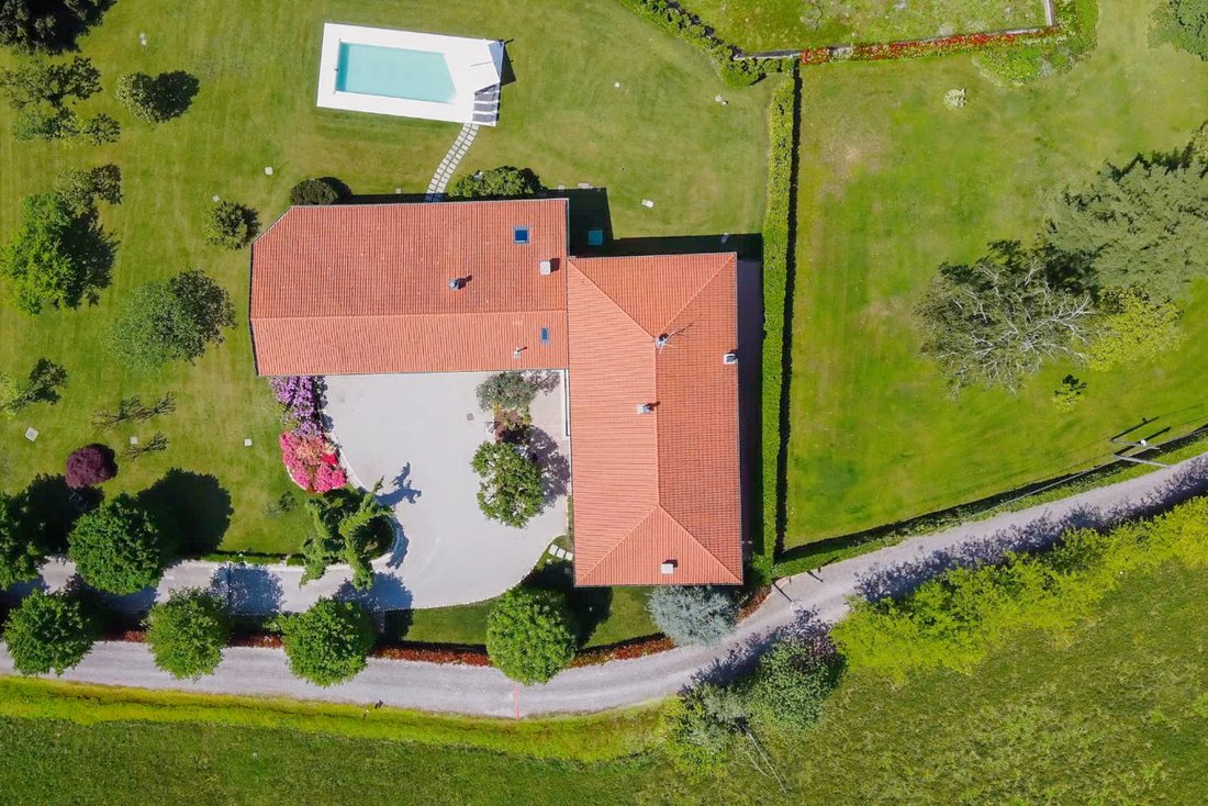 Villa in Venegono Superiore, Lombardy, Italy 3 - 17100512
